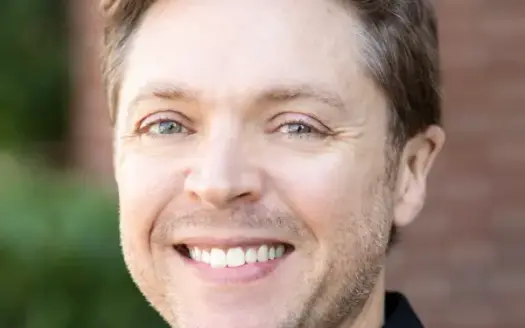 agent profile picture for Matthew Beadle on luxury homes website