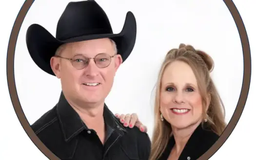 agent profile picture for Johnny & Dana Petty on luxury homes website