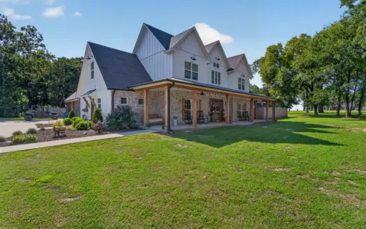 Pryor, Oklahoma Luxury Custom-Built Farmhouse For Sale