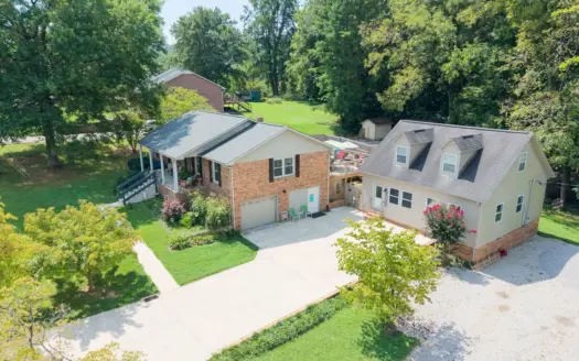 Space, Updates, Guest Quarters & a Pool-This One Has It All!
