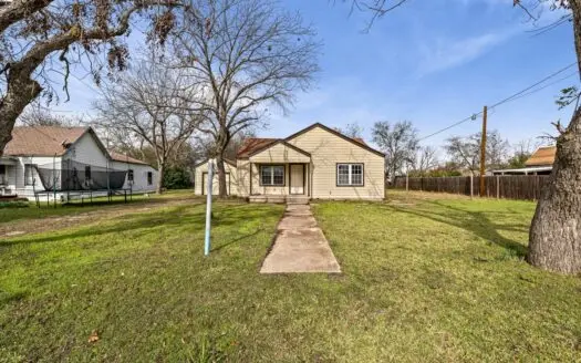 711 E Cowan Avenue Mart, TX, Modern Upgrades,  Small-Town Living