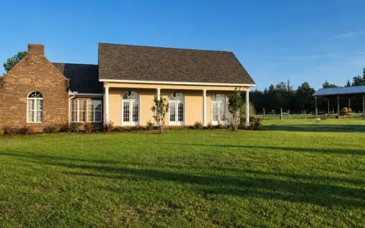 Hartford, Alabama Horse Property | 4 Bed, 3 Bath Home, 6.7 Acres