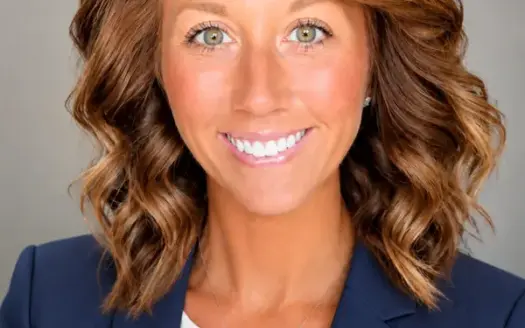 agent profile picture for Jacklyn Lynn on military properties website