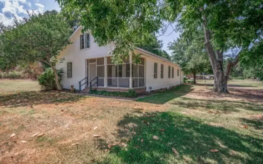 Country Home for Sale in East Texas