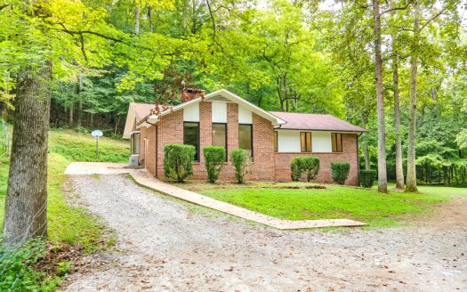Pulaski Tennessee ranches real estate listing photo 1