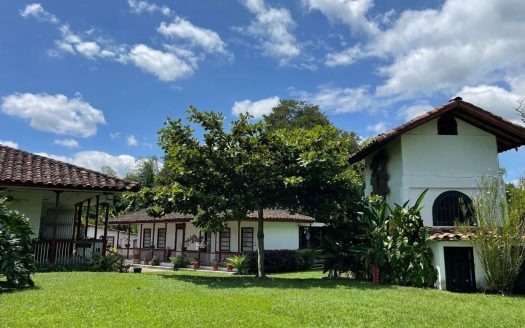 Montenegro Colombia ranches real estate listing photo 1