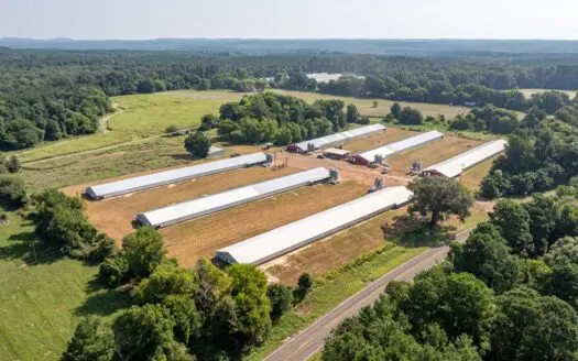 Turn Key 6 House Broiler Farm in Linden, Texas