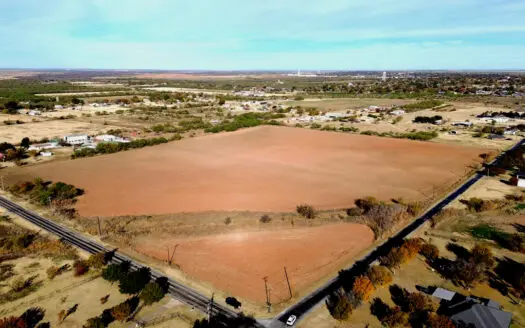 Residential Development Potential / Farm Land in Iowa Park TX