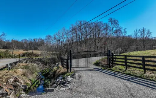 Tennessee 94 Acres of Turn-Key Country Living!