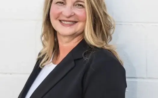 agent profile picture for Vickie Turnbow on ranch properties website