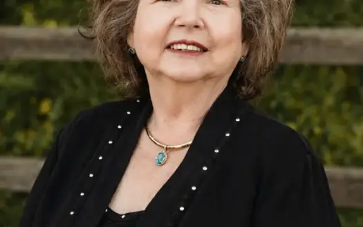 agent profile picture for Earlene Vickers on ranch properties website