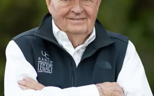 agent profile picture for Carroll Bobo on ranch properties website