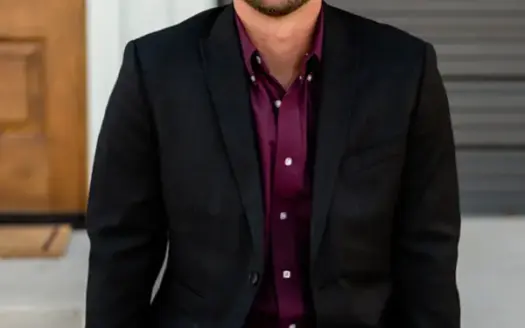 agent profile picture for Wyatt Pearson on ranch properties website