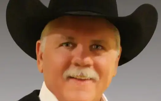 agent profile picture for Von Box on ranch properties website