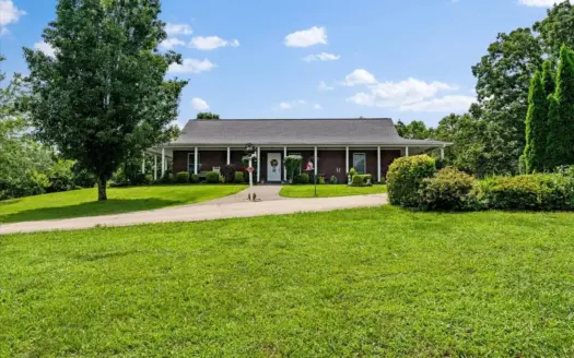 Country Home for Sale in Lewis County, Tennessee
