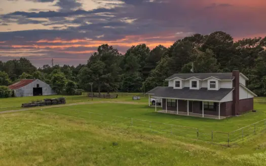 Stunning 15.01 Acre Horse Ranch for Sale in Wake Village, Texas