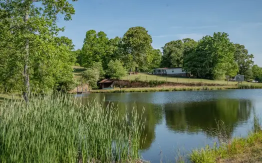 Tennessee 94 Acres of Turn-Key Country Living!