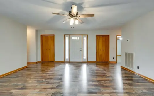 Country Home for Sale in Maury County, Tennessee