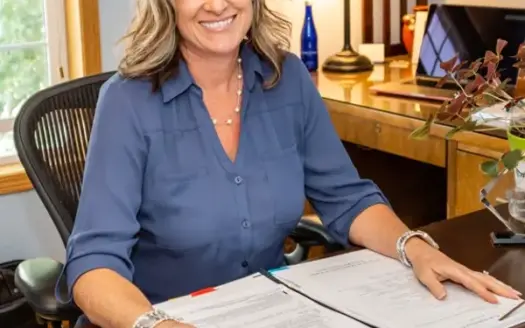 agent profile picture for Jennifer Enz-Davis on ranch properties website