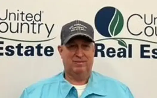 agent profile picture for Terry Caldwell on ranch properties website