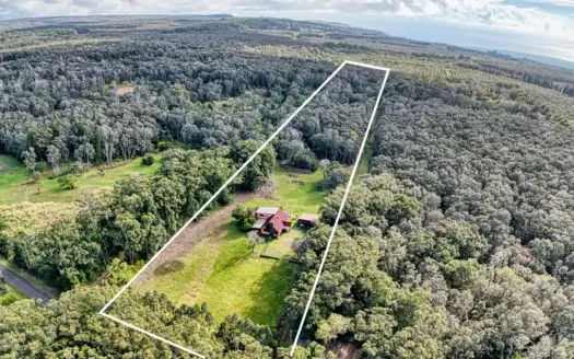 Hawaiʻi Horse & Ranch Retreat: 10.25 Acres with 3BR Home
