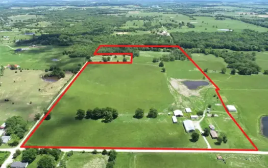 Missouri Cattle Ranch & Home for Sale in Vernon County