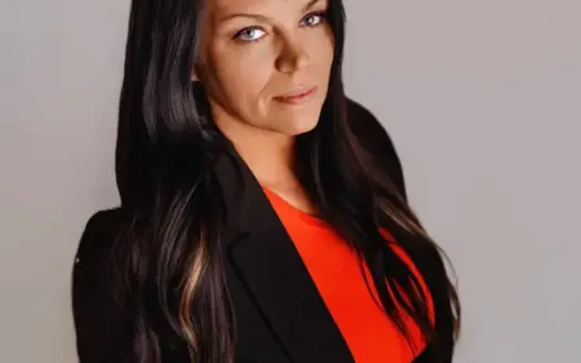 agent profile picture for Erin LaFevers on ranch properties website