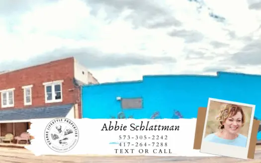 Commercial Building for Sale