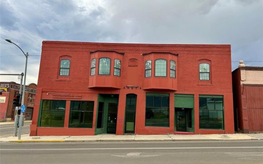 Location1/City1} Montana restaurant and bar real estate listing photo 1