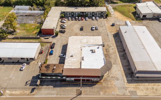 Location1/City1} Tennessee restaurant and bar real estate listing photo 1