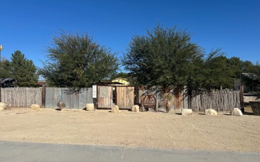 Location1/City1} Texas restaurant and bar real estate listing photo 1