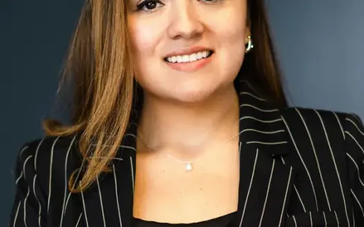 agent profile picture for Angie Herrera on restaurant and bar properties website