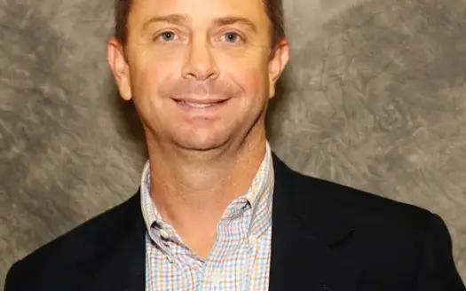 agent profile picture for Tracy Stephens on restaurant and bar properties website