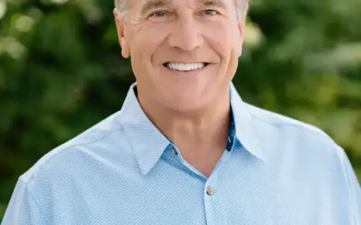 agent profile picture for Joe Udoni on restaurant and bar properties website