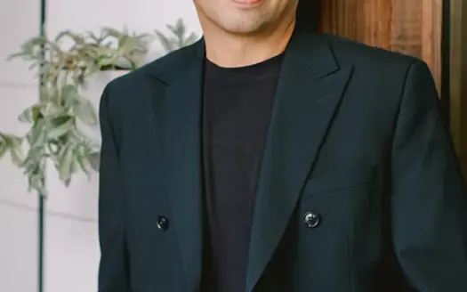 agent profile picture for Jose De La Rosa on restaurant and bar properties website