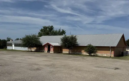 Mixed Use Commercial Property Glen Rose, TX