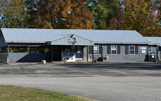 Tennessee Riverfront Multiuse Venue for Sale in Decaturville, TN