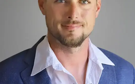 agent profile picture for Ryan Green on sustainable properties website