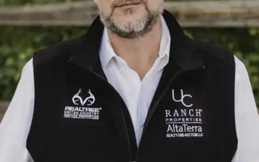 agent profile picture for J W Ross  -  Owner on sustainable properties website
