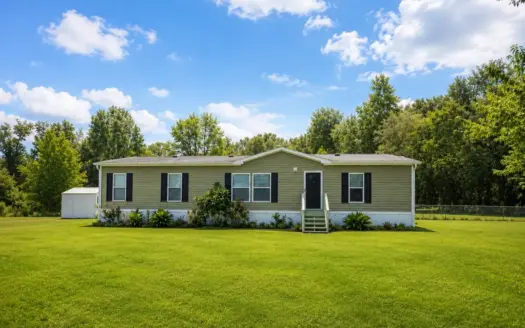 Wellborn Fl , 5 Acres , Home with Ground Mounted Solar