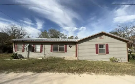 4br Lakehouse on Proctor Lake with Amazing Fishing