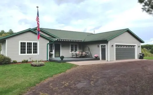 Exquisite Home for Sale Near Big Pine Lake in Finlayson Mn