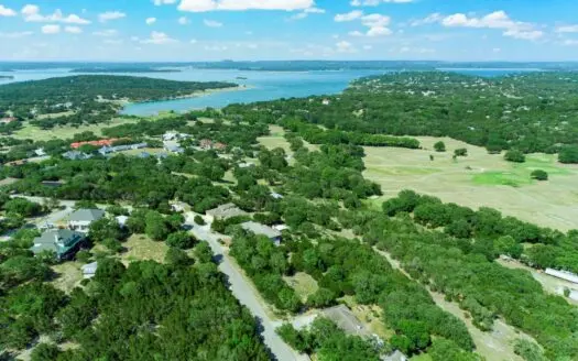 Beautiful Residential Lots in the Heart Of Canyon Lake
