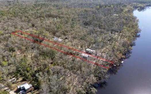 Suwannee Riverfront Stilt Home – 2BR/1BA on 2.18 Acres in O’Brien, FL