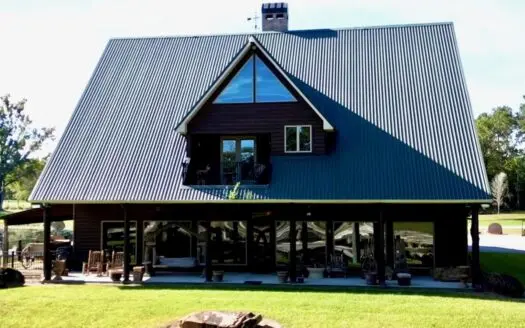 Hunting Lodge with Waterfall in Wilkinson County, MS