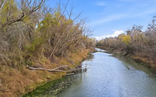 Nueces River Frontage – George West, Texas