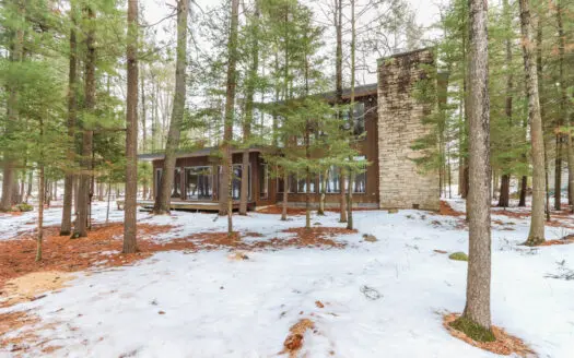 Chain O’ Lakes Charm with Dake Lake Frontage