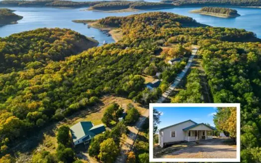 Missouri Ozarks Lake Home – Beautiful Bull Shoals Lake Views!